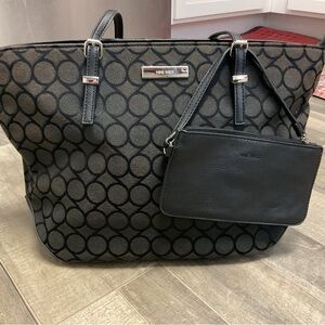 NINE WEST Black  Jacquard Tote Logo ZipperClosure Double Handles